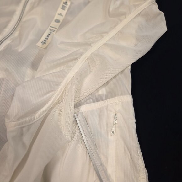 Lululemon light athletic jacket - Picture 5 of 14